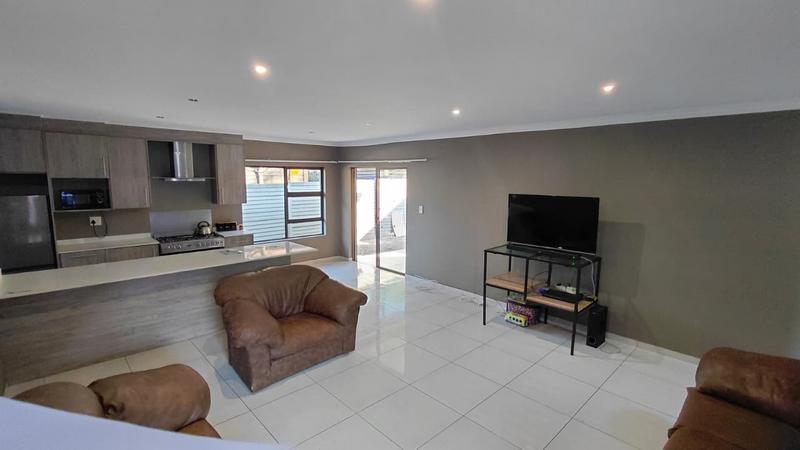 3 Bedroom Property for Sale in Brackenhurst Gauteng