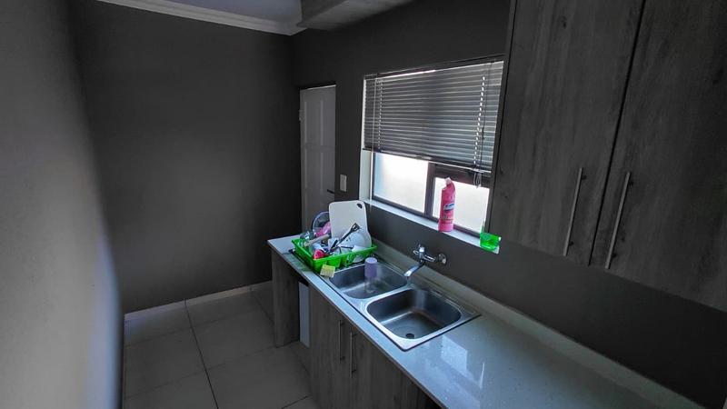 3 Bedroom Property for Sale in Brackenhurst Gauteng