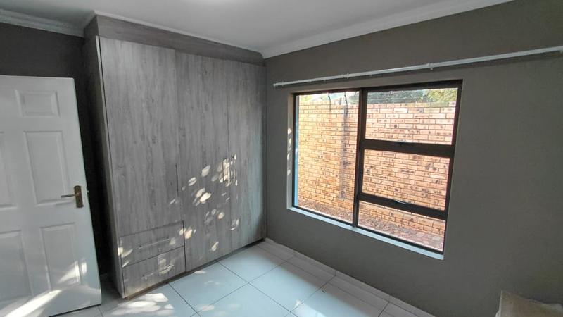 3 Bedroom Property for Sale in Brackenhurst Gauteng