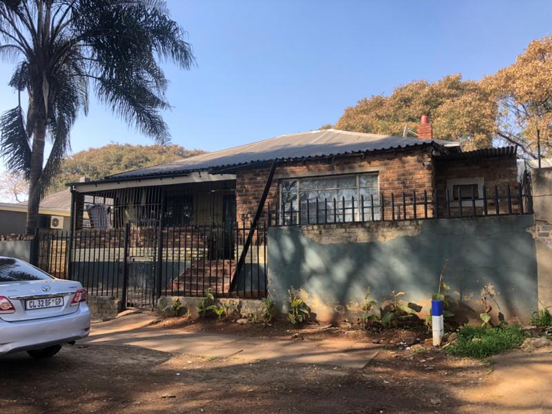 11 Bedroom Property for Sale in Bezuidenhout Valley Gauteng