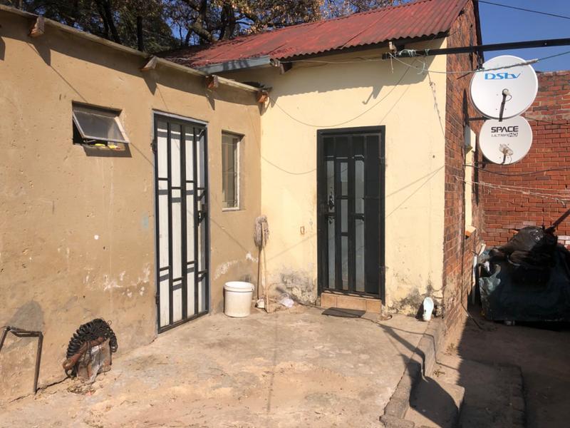 11 Bedroom Property for Sale in Bezuidenhout Valley Gauteng