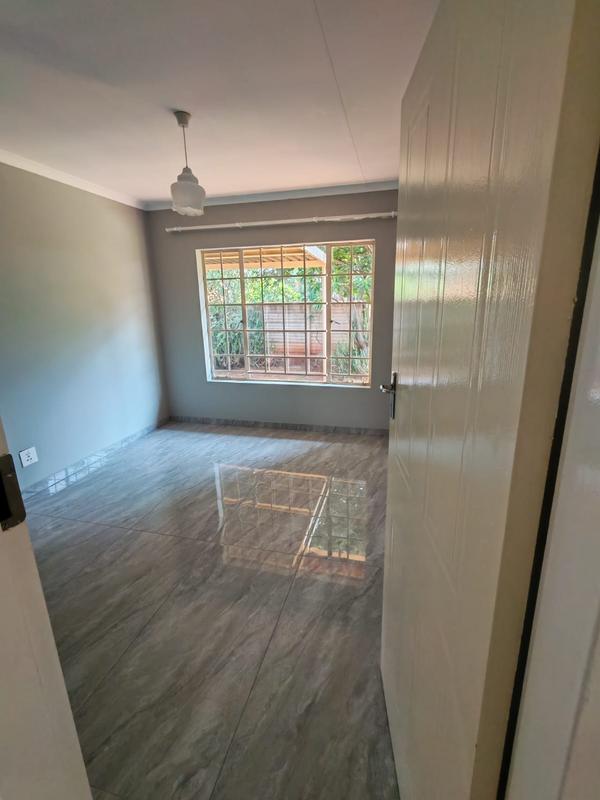 3 Bedroom Property for Sale in Dorandia Gauteng