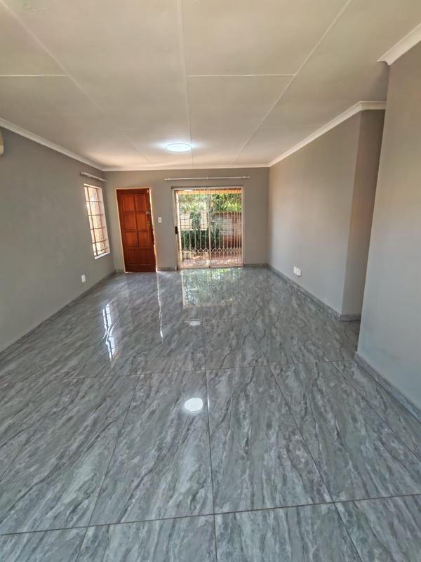 3 Bedroom Property for Sale in Dorandia Gauteng