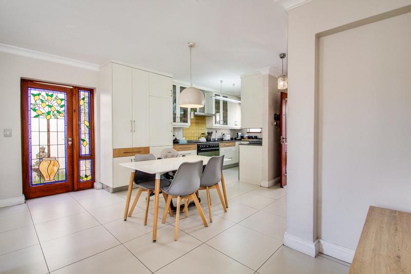 3 Bedroom Property for Sale in Bryanston Gauteng