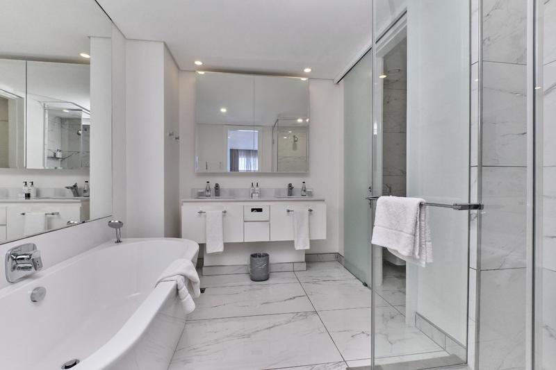 1 Bedroom Property for Sale in Sandton Central Gauteng