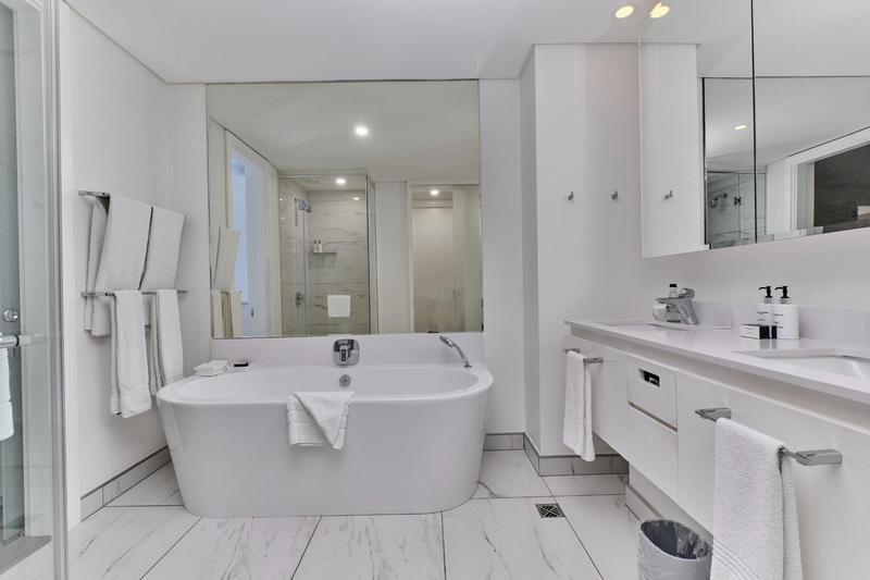 1 Bedroom Property for Sale in Sandton Central Gauteng