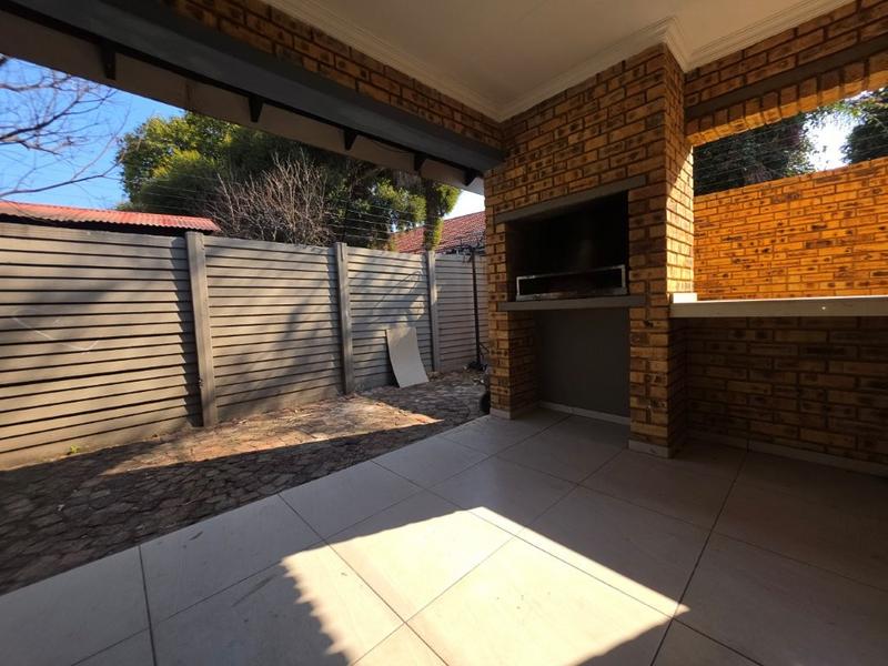 3 Bedroom Property for Sale in Brackenhurst Gauteng