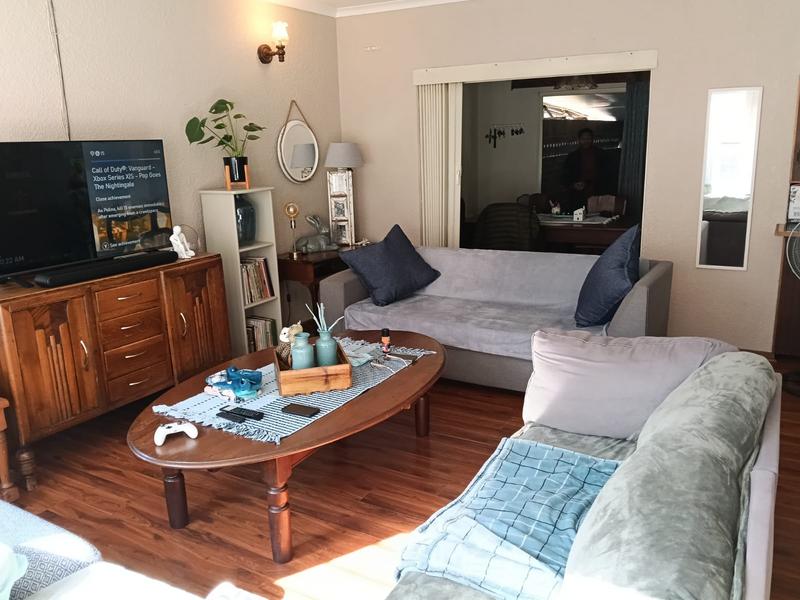 4 Bedroom Property for Sale in Brackenhurst Gauteng