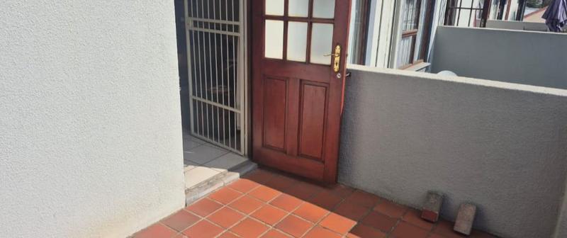 2 Bedroom Property for Sale in Verwoerdpark Gauteng