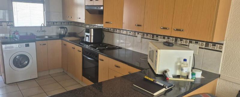 2 Bedroom Property for Sale in Verwoerdpark Gauteng