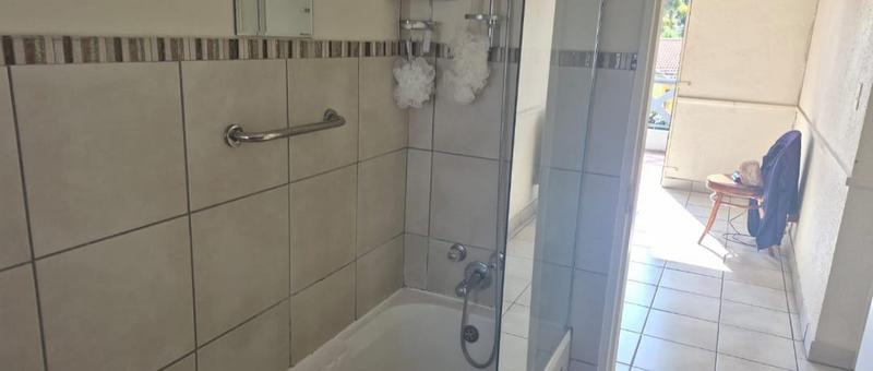 2 Bedroom Property for Sale in Verwoerdpark Gauteng