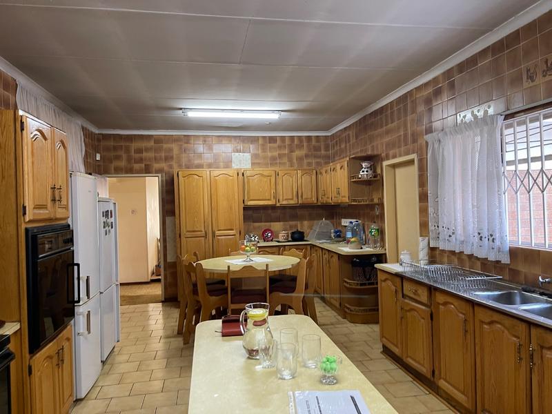 3 Bedroom Property for Sale in Vanderbijlpark SW 5 Gauteng