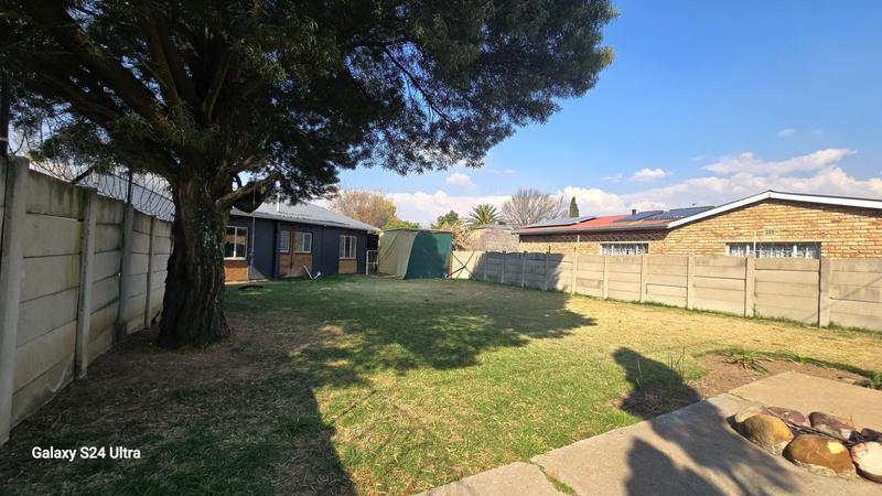 To Let 3 Bedroom Property for Rent in Van Dyk Park Gauteng