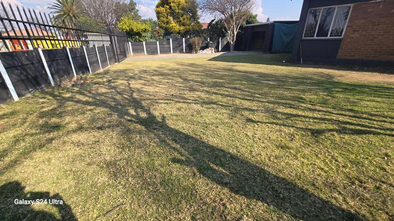 To Let 3 Bedroom Property for Rent in Van Dyk Park Gauteng