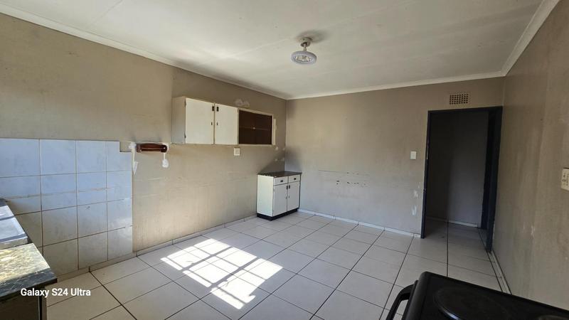 To Let 3 Bedroom Property for Rent in Van Dyk Park Gauteng