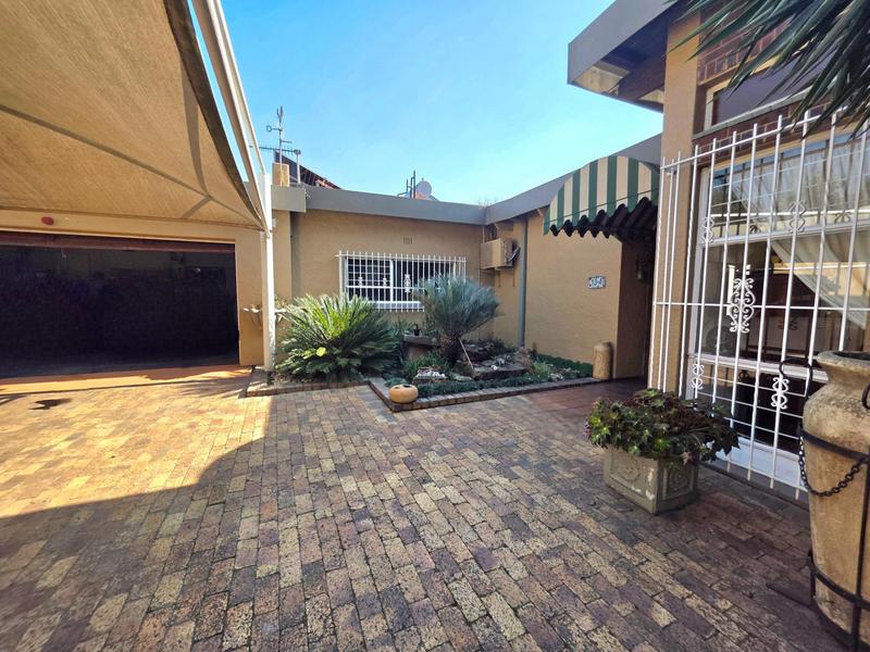8 Bedroom Property for Sale in Libradene Gauteng