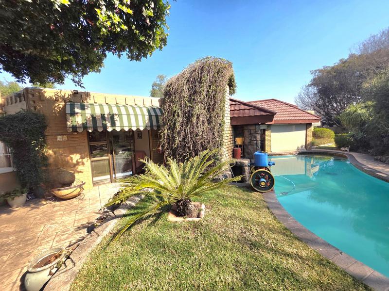 8 Bedroom Property for Sale in Libradene Gauteng