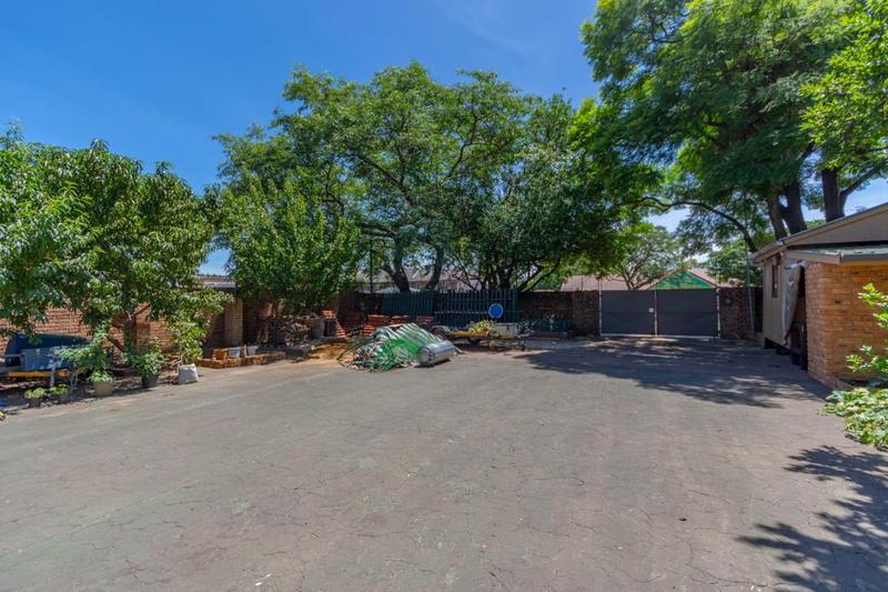 8 Bedroom Property for Sale in Libradene Gauteng