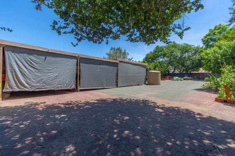8 Bedroom Property for Sale in Libradene Gauteng