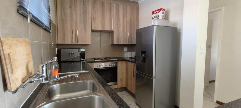 2 Bedroom Property for Sale in Monavoni Gauteng