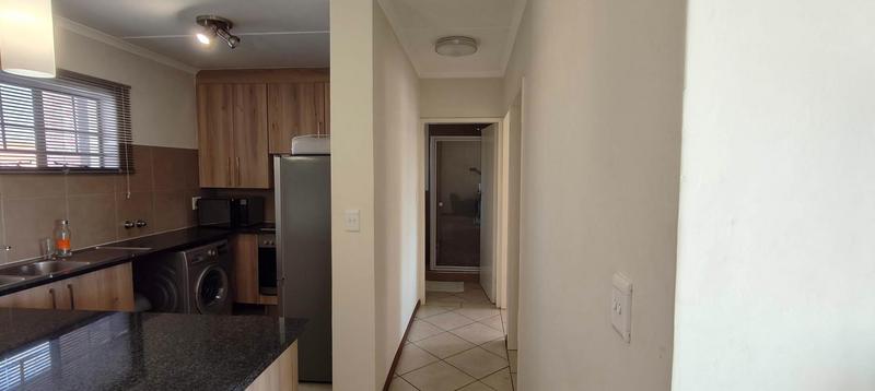 2 Bedroom Property for Sale in Monavoni Gauteng