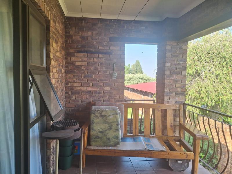 To Let 2 Bedroom Property for Rent in Dalview Gauteng