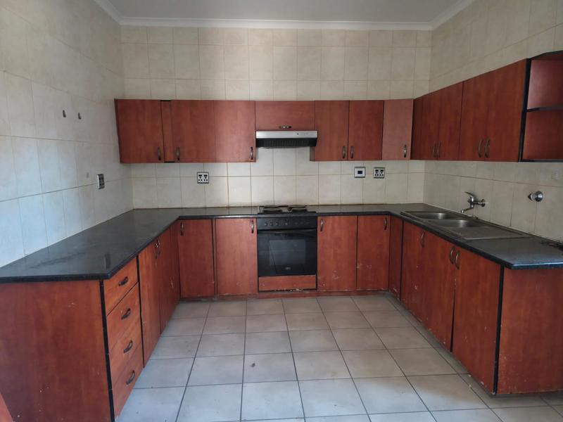 9 Bedroom Property for Sale in Dalview Gauteng