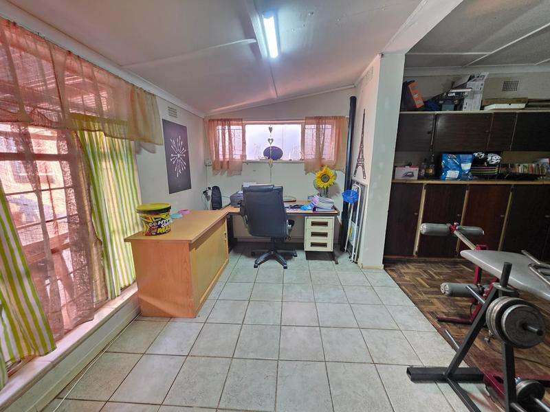 3 Bedroom Property for Sale in Meyerton Central Gauteng