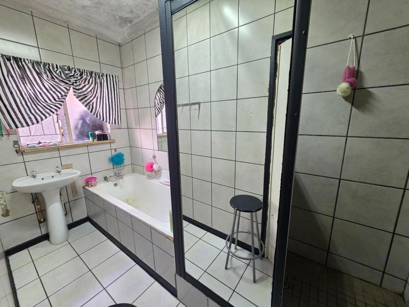 3 Bedroom Property for Sale in Meyerton Central Gauteng