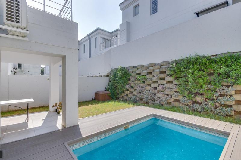 To Let 2 Bedroom Property for Rent in Craigavon Gauteng