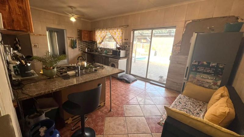 5 Bedroom Property for Sale in Brakpan Central Gauteng