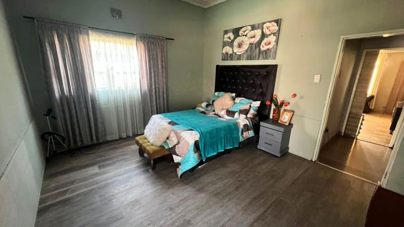 5 Bedroom Property for Sale in Brakpan Central Gauteng