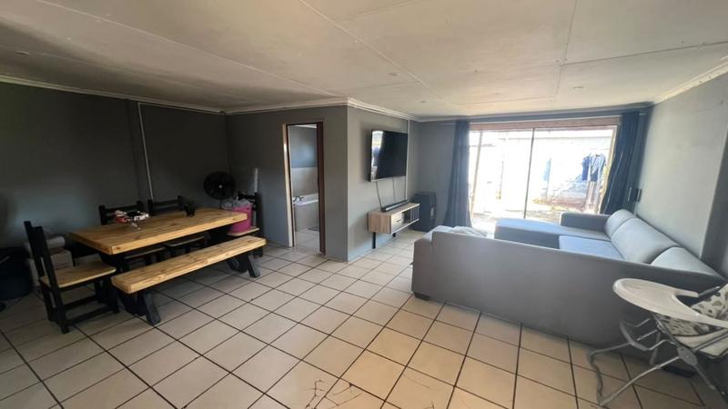 5 Bedroom Property for Sale in Brakpan Central Gauteng