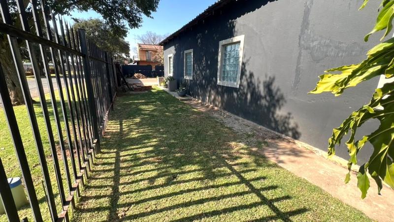 5 Bedroom Property for Sale in Brakpan Central Gauteng