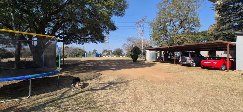 8 Bedroom Property for Sale in Mnandi Gauteng