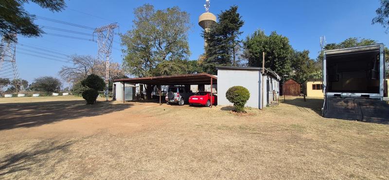 8 Bedroom Property for Sale in Mnandi Gauteng