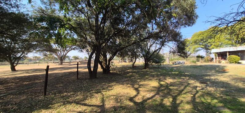 8 Bedroom Property for Sale in Mnandi Gauteng