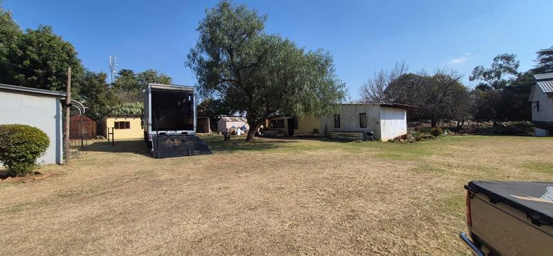 8 Bedroom Property for Sale in Mnandi Gauteng