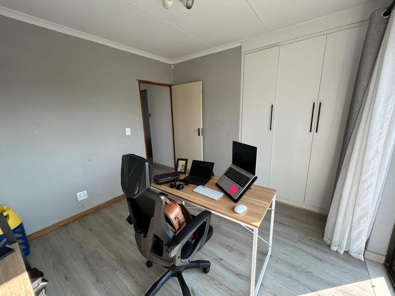 3 Bedroom Property for Sale in The Reeds Gauteng