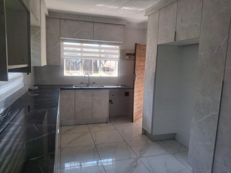 3 Bedroom Property for Sale in Vanderbijlpark SW 5 Gauteng