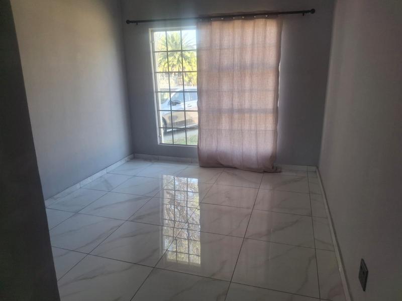 3 Bedroom Property for Sale in Vanderbijlpark SW 5 Gauteng
