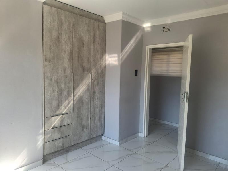 3 Bedroom Property for Sale in Vanderbijlpark SW 5 Gauteng