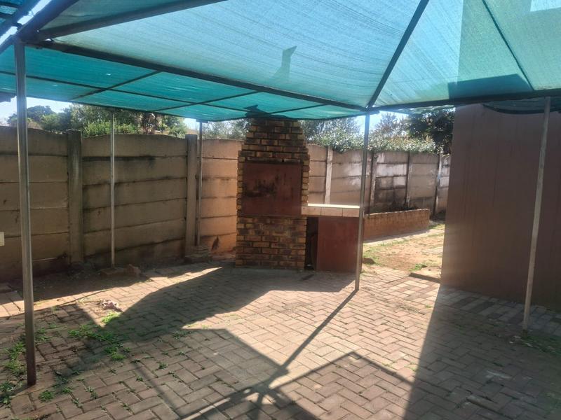 3 Bedroom Property for Sale in Vanderbijlpark SW 5 Gauteng