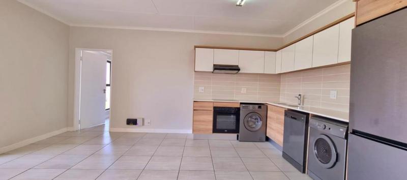 To Let 1 Bedroom Property for Rent in Waterfall Gauteng