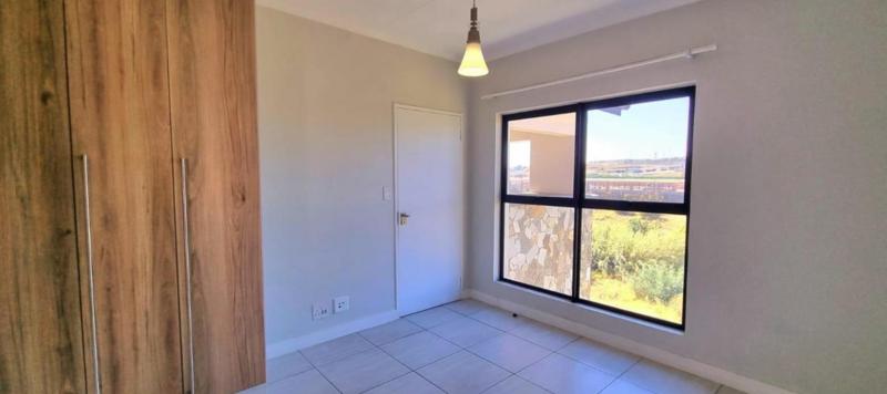 To Let 1 Bedroom Property for Rent in Waterfall Gauteng
