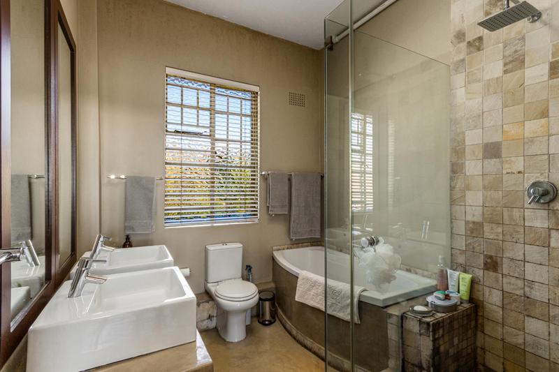 1 Bedroom Property for Sale in Killarney Gauteng