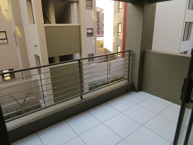 1 Bedroom Property for Sale in Barbeque Downs Gauteng