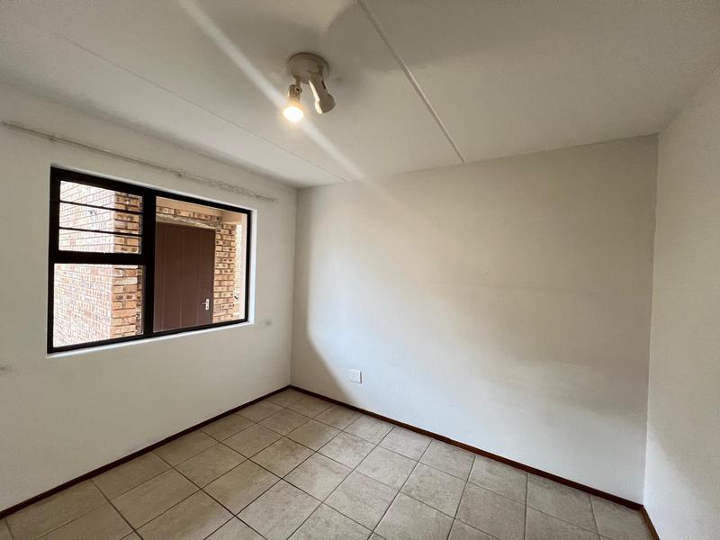 2 Bedroom Property for Sale in North Riding Gauteng