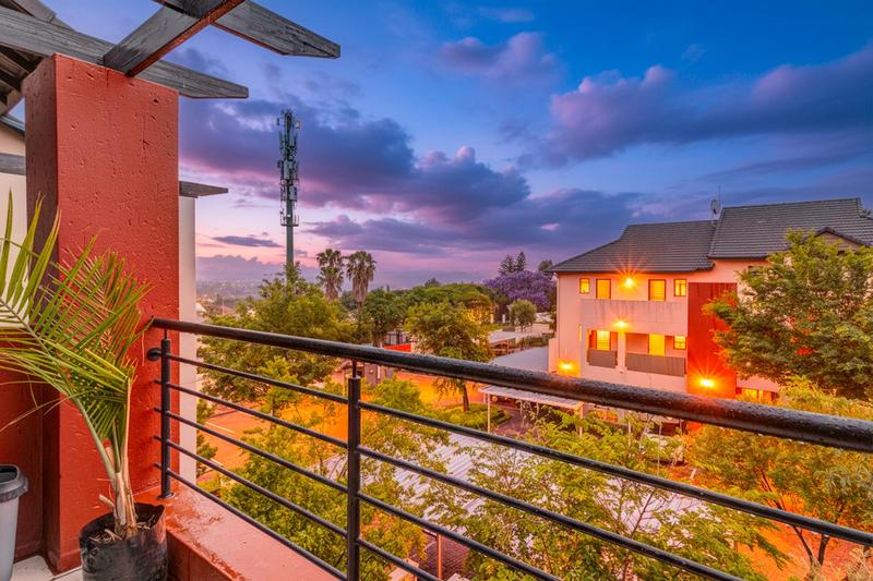 1 Bedroom Property for Sale in Lonehill Gauteng