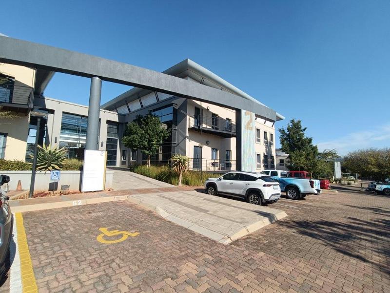 To Let Commercial Property for Rent in Strubensvallei Gauteng